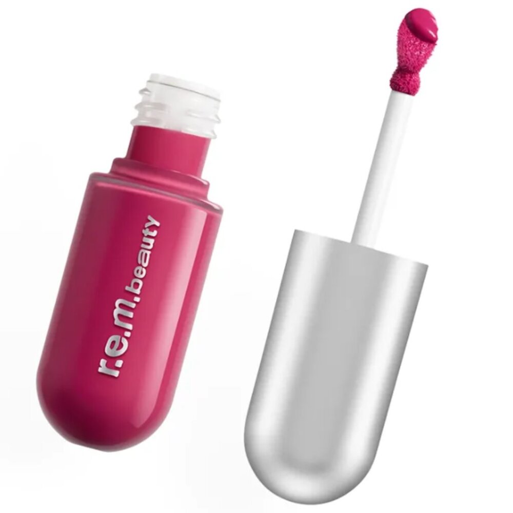 R.E.M Beauty On Your Collar Liquid Lipstick Doll Face